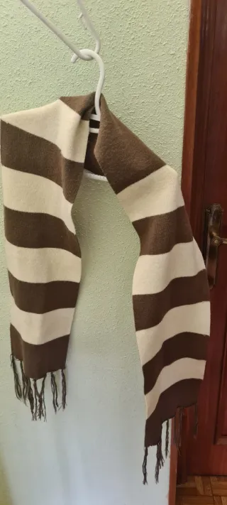 Bufanda de rayas beige y marrón