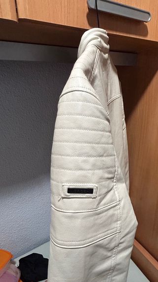 Chaqueta polipiel Koroshi Beige Talla L