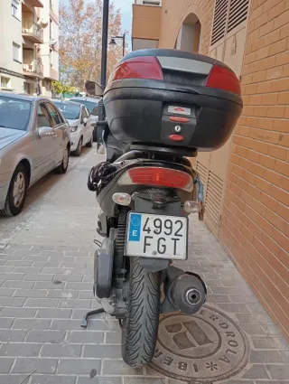 Moto Gilera Nexus 250