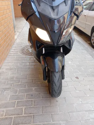 Moto Gilera Nexus 250