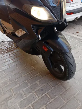 Moto Gilera Nexus 250