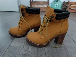 Botas tipo Panama Jack mujer con tacón