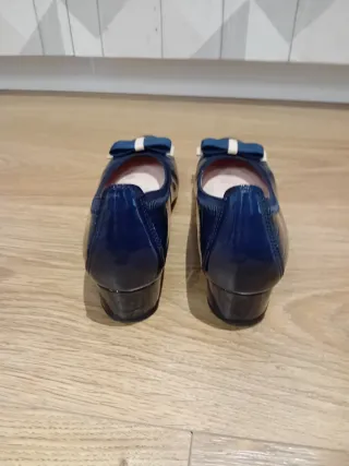 Zapatos Hispanitas charol azul T.37