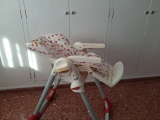 Trona reclinable para bebé