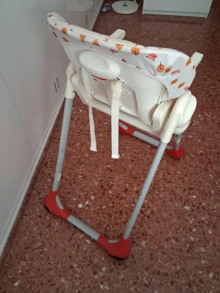 Trona reclinable para bebé