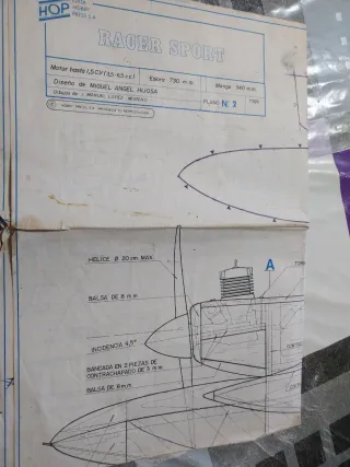Morsetti metallici e piani per aerei e navi