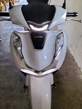Honda SH 125 2020 Blanca 10.794 KM