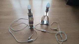 Lámpara de mesita de noche con bombilla de regalo