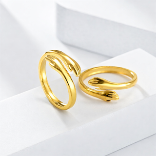 Anello Abbraccio d’Amore dorato