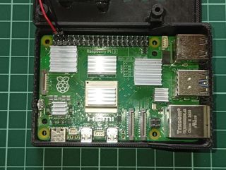 Kit Raspberry Pi 5 con Fuente y Tarjeta SD
