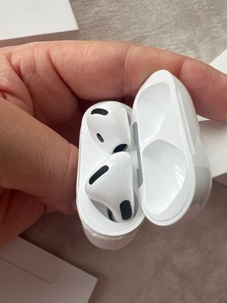 AirPods 4 Nuevos Blancos