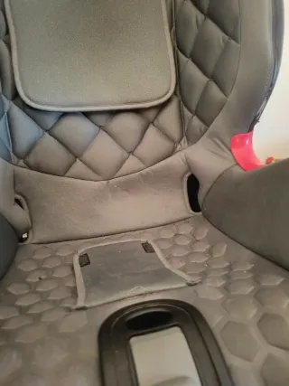 Silla coche THUNDER viene incluido los reductores