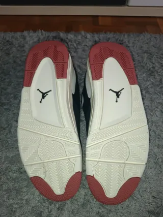 Nike Air Zapatillas Beige y Negro