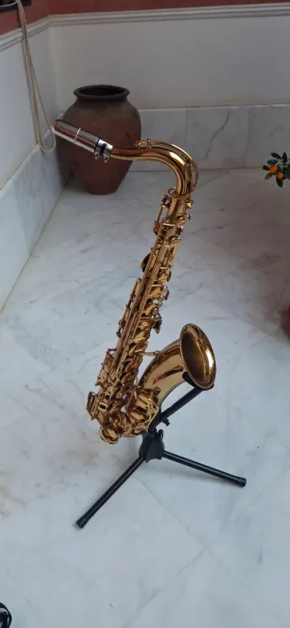 Saxofón Tenor Alemán - Buen Estado
