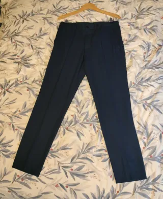 Traje Azul Marino Completo con Camisa Blanca