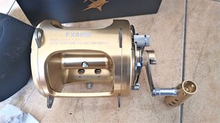 Carrete Curricán Big Game FX80W Dorado