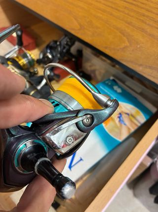 Carrete de pesca esmeralda