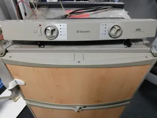 Frigorífico Dometic Trivalente RM 7655L