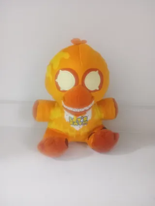 Peluche de pollo naranja