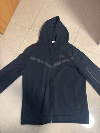 Sudadera Nike Tech Fleece Negra