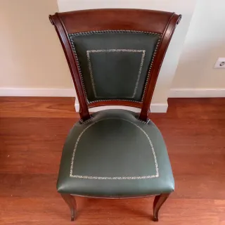 Silla clásica madera