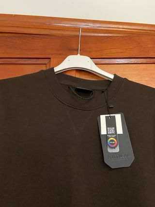 Sudadera marrón oscura. Talla XS CHICO. S CHICA