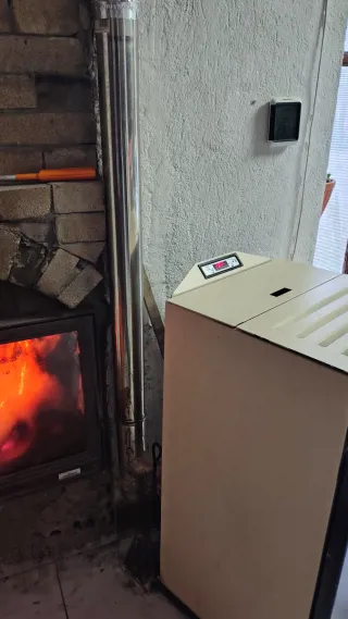 Estufa Pellets Last Calor Eva 6.3 Kw