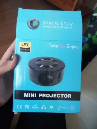 Mini proyector Home Cinema LED