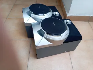 Altavoces Philips Negros y Plateados