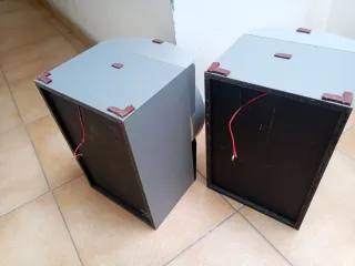 Altavoces Philips Negros y Plateados