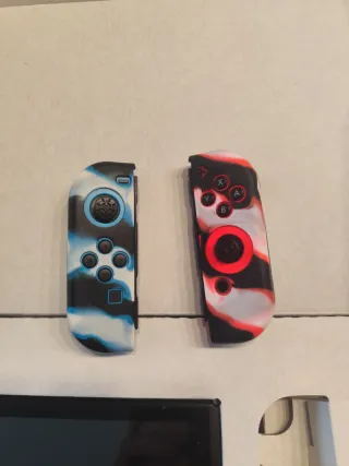 Nintendo Switch con estuche