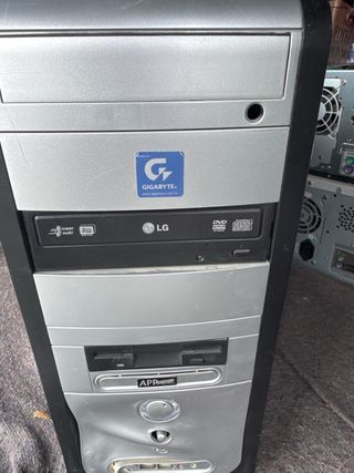 4PCs Antiguos Sobremesa Piezas alguno funciona