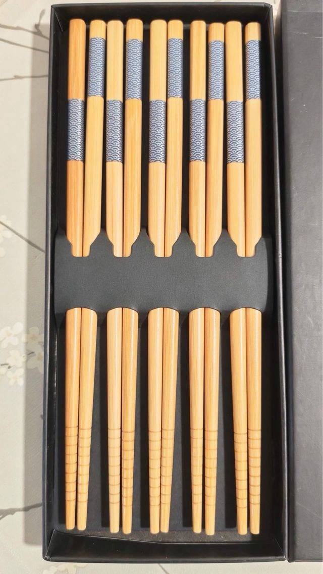 Juego Palillos Japoneses Koi Suerte