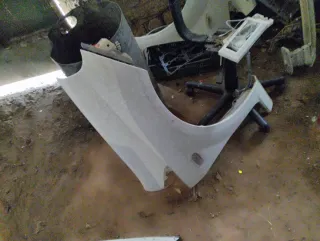 Aleta y Capo Delantero Gran Punto Evo