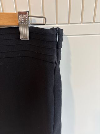 Falda Adolfo Domínguez Talla 38 Negra