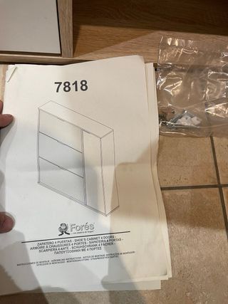 Zapatero madera y blanco