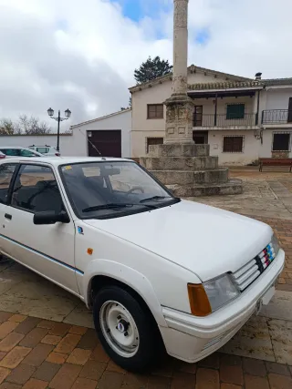 Peugeot 205 1991