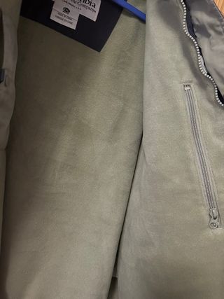 Chaqueta Columbia gris y blanco