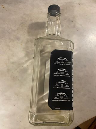 Chapa Vintage Jack Daniels y botella vacia 1,75 lt