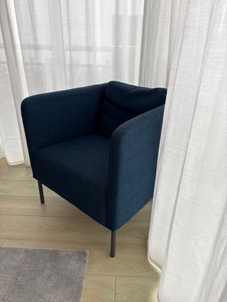 Butaca azul de tela