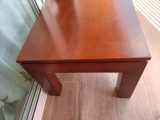 Mesa extensible de madera gruesa