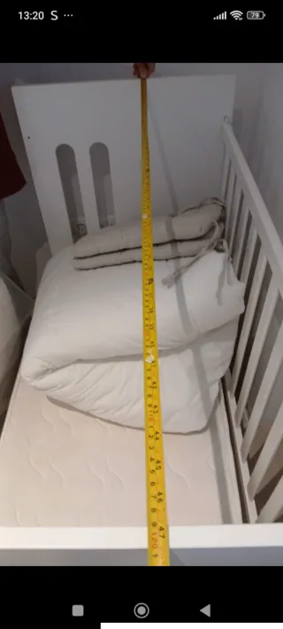 URGE Cuna de bebé blanca con colchón