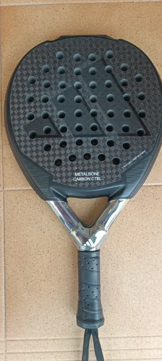 Pala de pádel Adidas Metalbone Carbon Ctrl