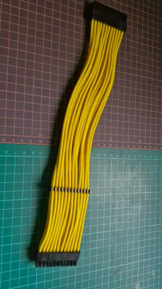 Extensor ATX 24 pines amarillo PET Sleeving