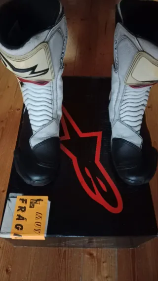 Mono de moto Alpinestars negro y blanco