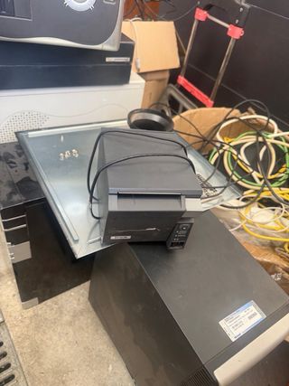 Lote Monitores PC y Teclados