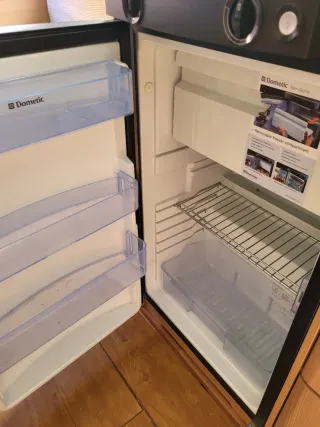 Caravana adria 350L -750kg