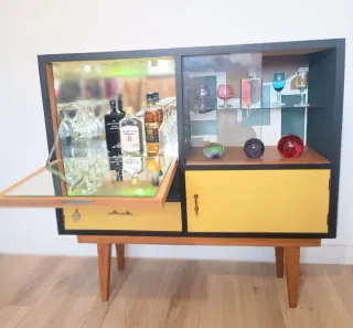 MUEBLE BAR MID CENTURY.