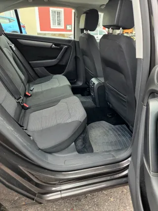 Volkswagen Passat 2011