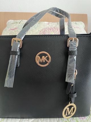 Bolso Michael Kors Negro y Dorado